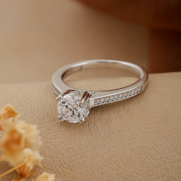 Silver Zircon Love Minimal Woman Ring