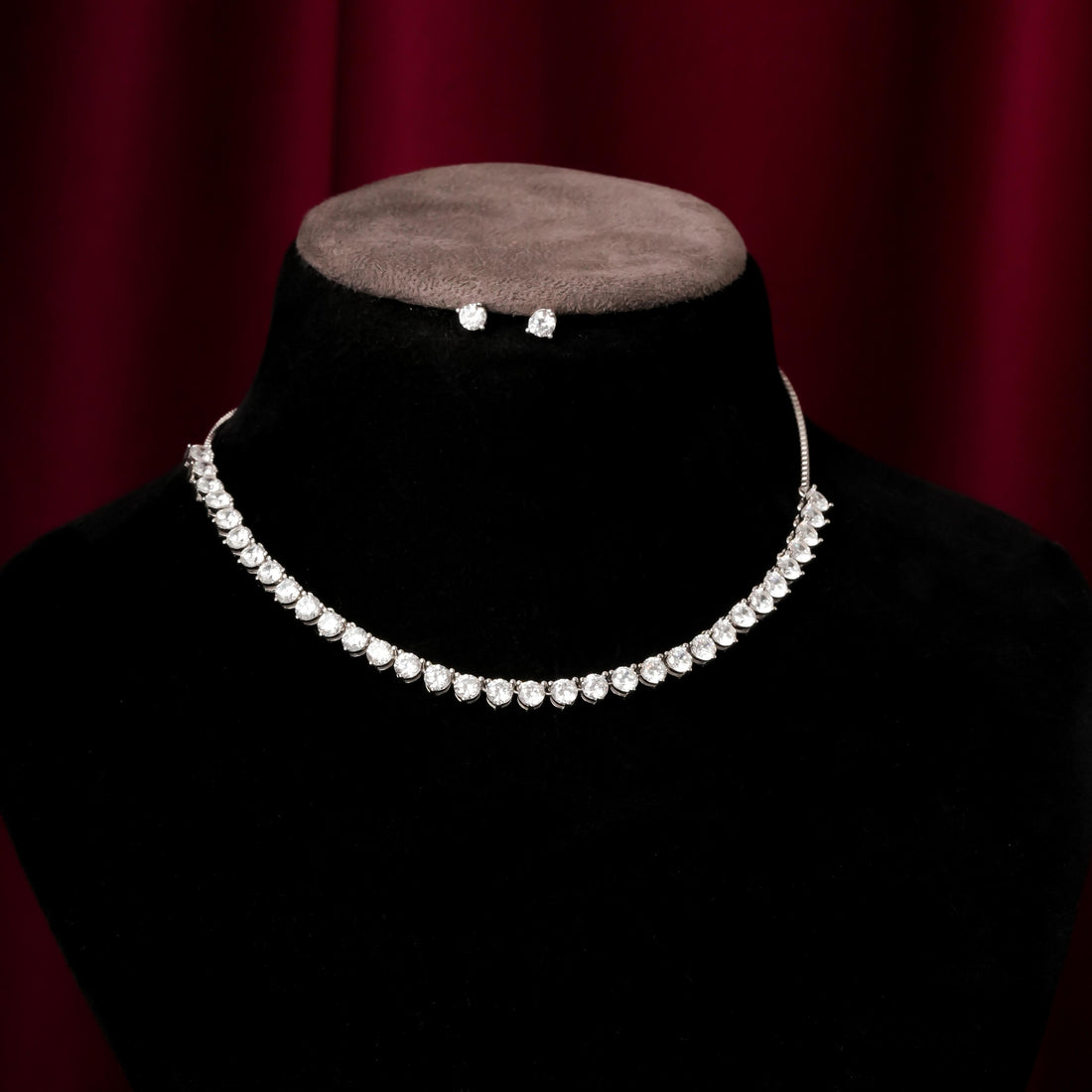 Eleganza Silver Italian Necklace & Stud Earring Set for Women